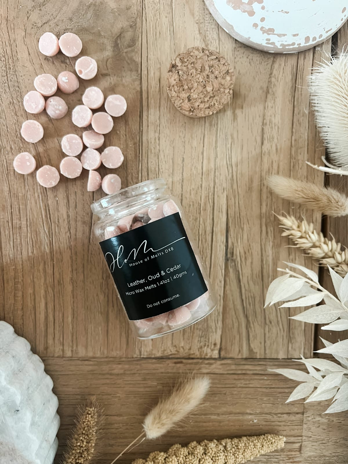 Leather, Oud & Cedar micro wax melts