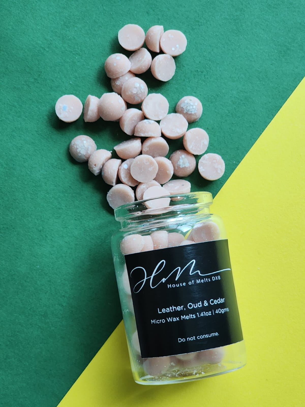 Leather, Oud & Cedar micro wax melts